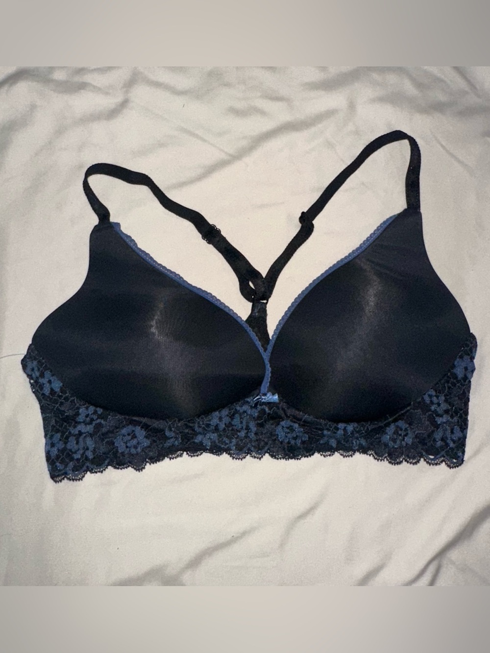 Adore Me Navy and Blue Lace Racerback T-Shirt Bra